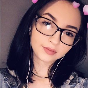 Meet your Posher, Bethany